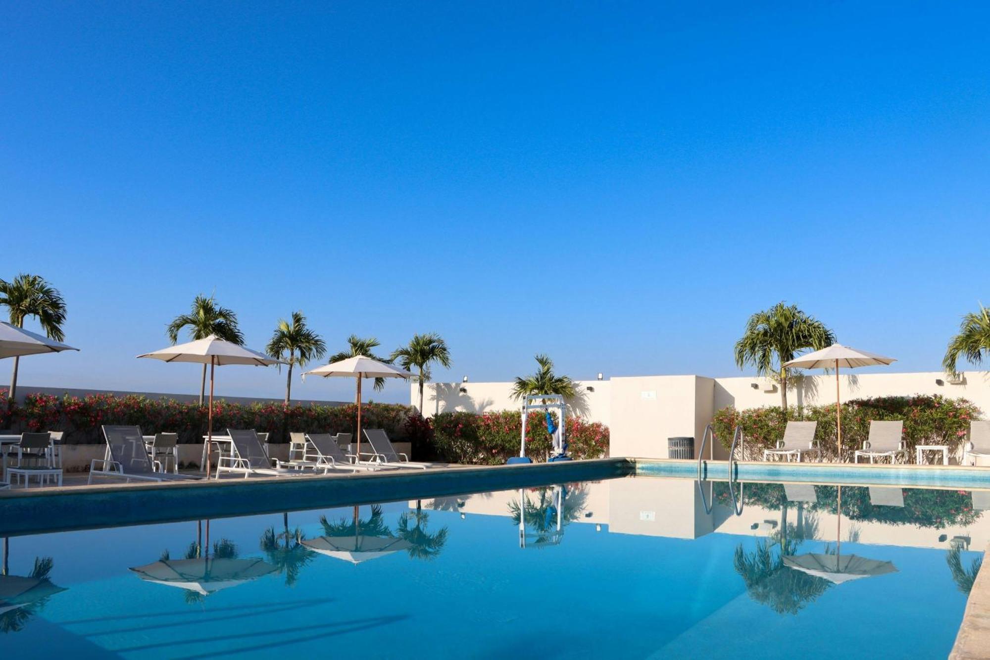 By Marriott Hotel Merida